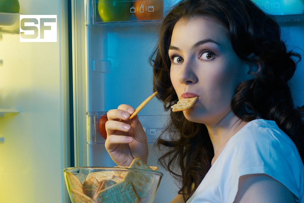 How To Curb Your Late-Night Snacking Habit